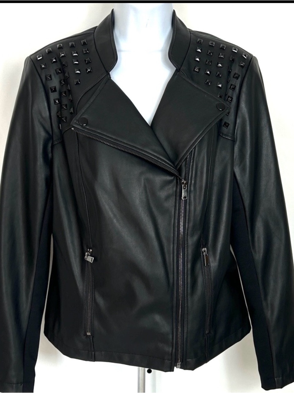 G by Giuliana Women’s Size Medium Black Front Zip Side Faux Leather Jacket